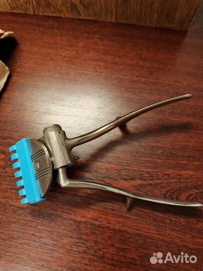 Машинка для стрижки волос ретро