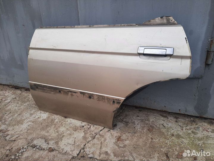 Дверь Toyota Mark 2 GX 71