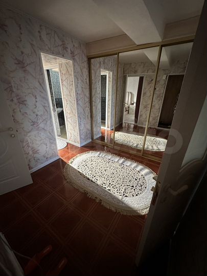 2-к. квартира, 60 м², 5/5 эт.