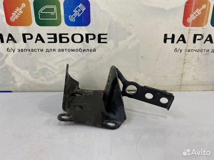 Крепление балки подвески заднее правое LADA Vesta