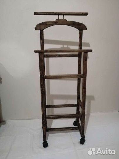 Вешалка для одежды напольная