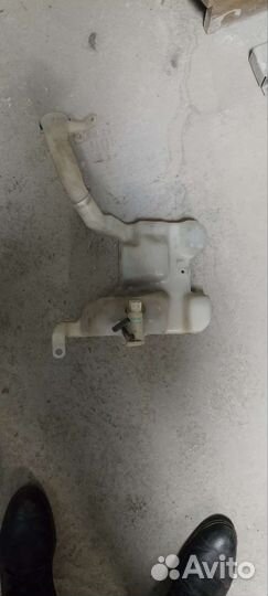 Бачок омывателя Honda insight