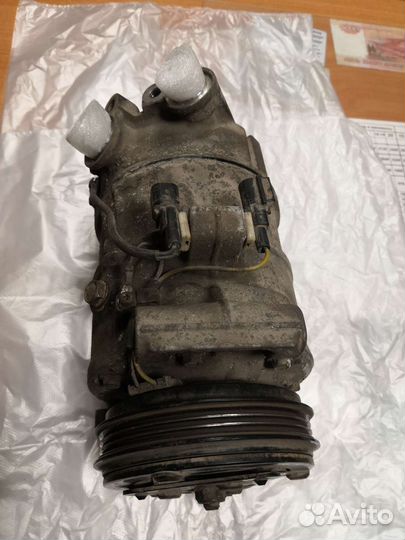 Компрессор кондиционера Volvo