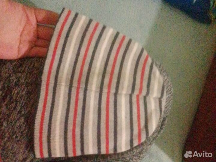 Отда шапку на мальчика