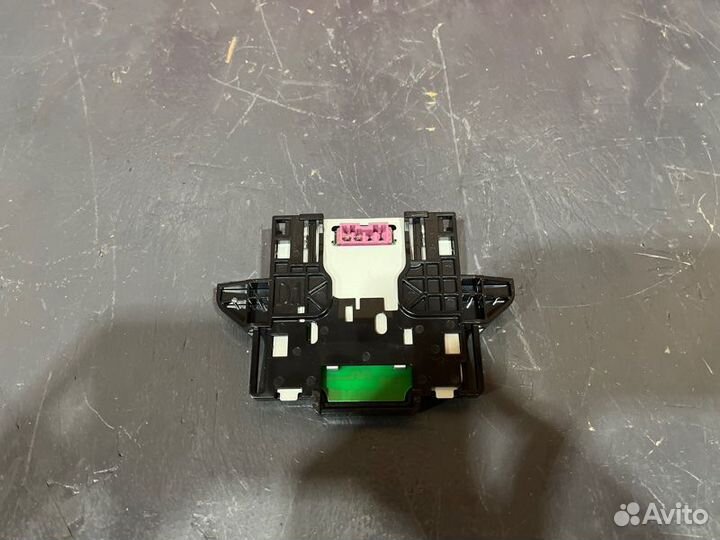 Антенна Toyota Rav 4 XA50 2021