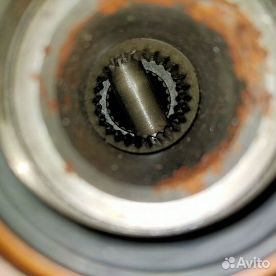 МКПП на запчатси от Ford Focus 2 (1.8) 6M5R7002ZD