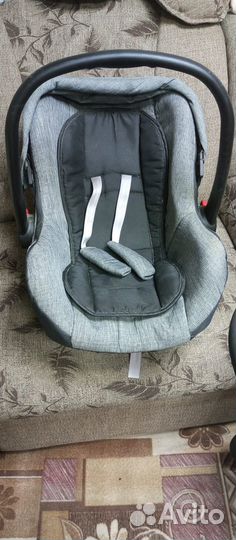 Продам детскую коляску