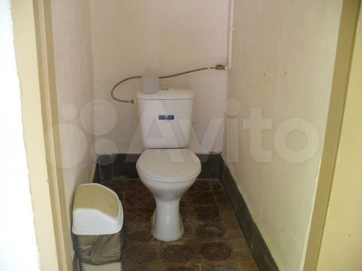 Комната 24 м² в 4-к., 2/2 эт.