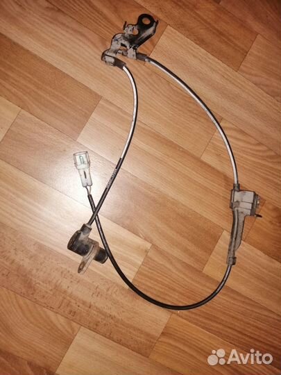 Датчик abs toyota avensis 25 corolla 12