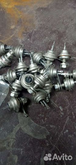 Тиристор ку202а