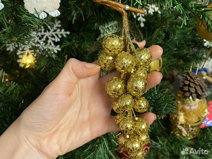 Елочные игрушки