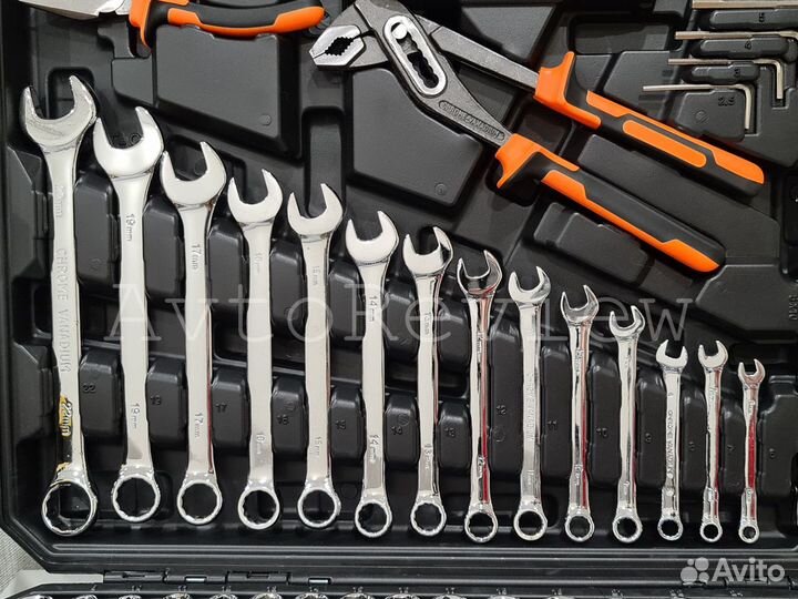 Набор инструментов авто-слесарный 137 предметов