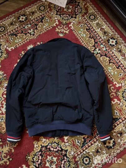 Tommy Hilfiger ветровка размер S