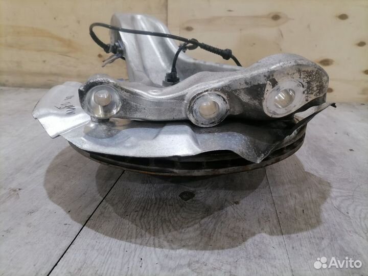 Кулак передний правый в сборе BMW 5 serie F10