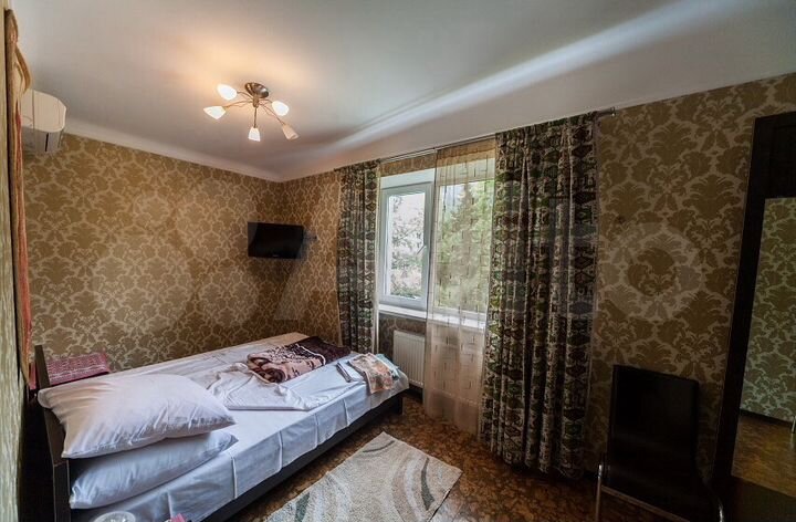 2-к. квартира, 50 м², 4/4 эт.