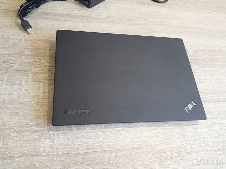 Lenovo X240, core i5, 8gb, 240SSD