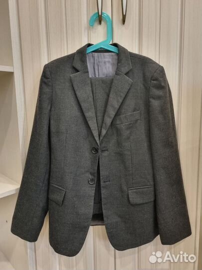 Школьный костюм