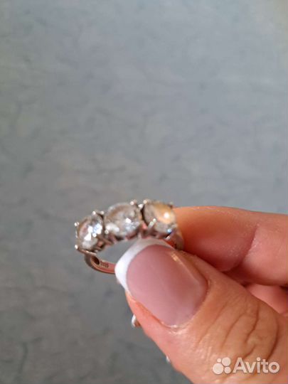 Серебряное кольцо