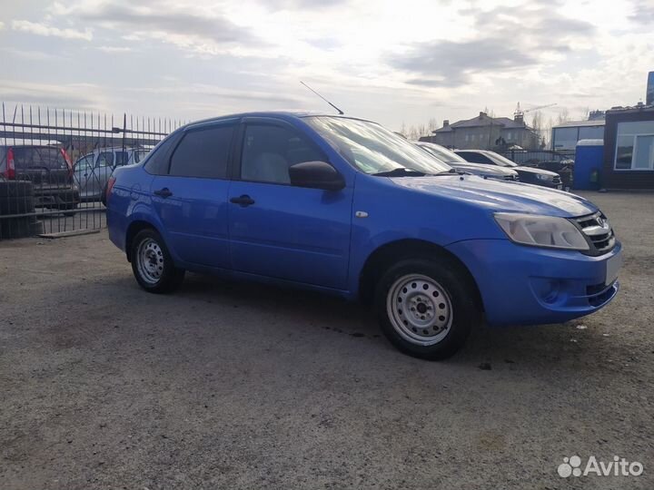 LADA Granta 1.6 МТ, 2017, 111 000 км