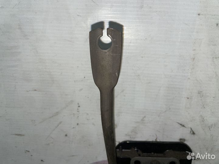 Педаль газа и тормоза Chevrolet Suburban GMT400