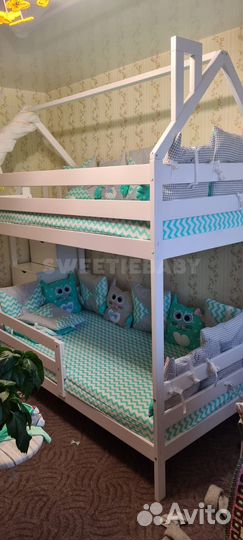 Детская кровать-домик двухъярусная