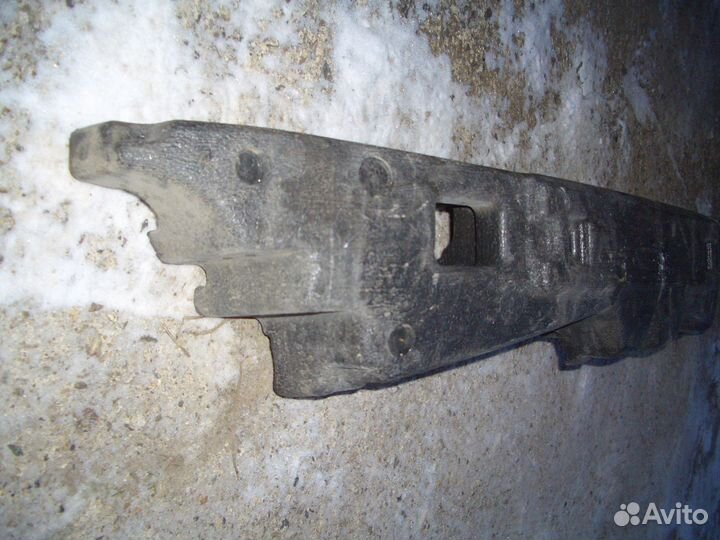 Абсорбер переднего бампера Киа Рио с20