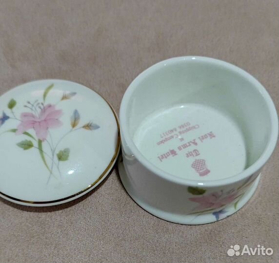 Шкатулка для украшений, креманница, таблетница. Ан