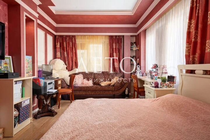 2-к. квартира, 68,4 м², 2/8 эт.