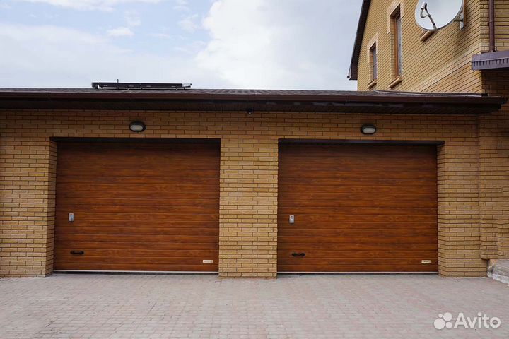 Секционные гаражные ворота Alutech серии Trend