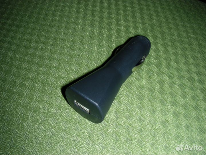 Зарядка от прикуривателя USB