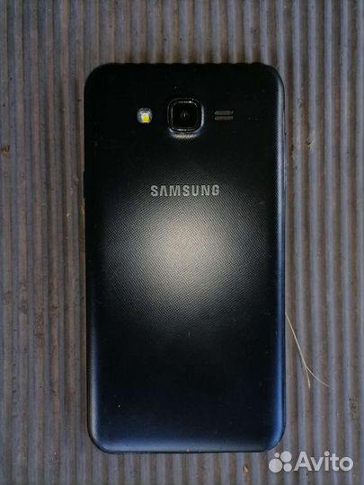Телефон Samsung