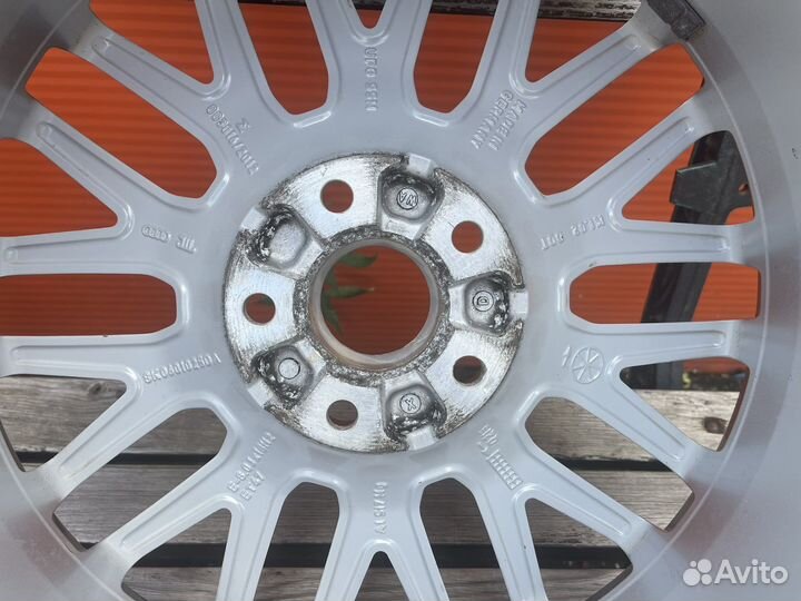 Оригинальный диск R18 от Audi A4 B8