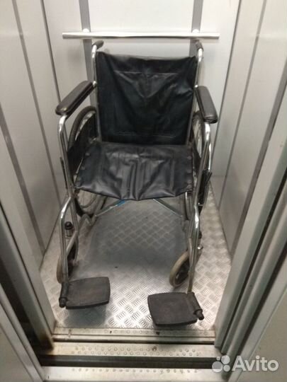 Коляска инвалидная б/у