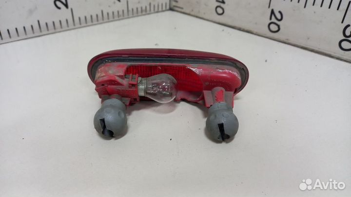 Фонарь задний стоп-сигнала Renault Kangoo