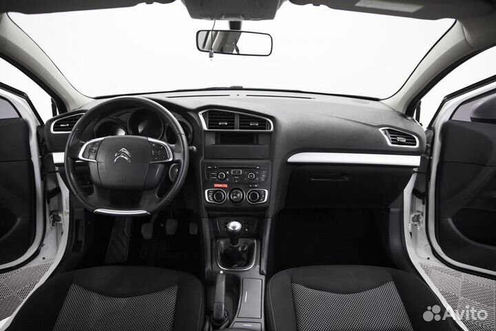 Citroen C4 1.6 МТ, 2015, 131 000 км