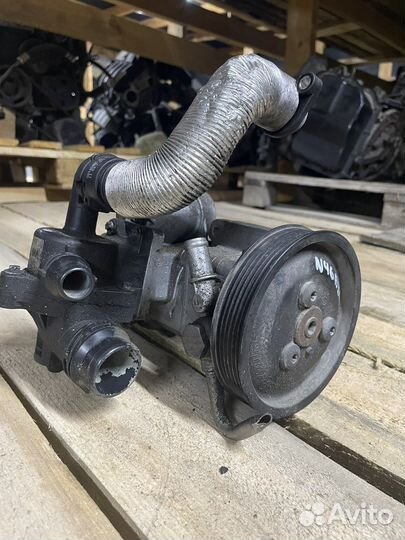 Насос гур С помпой,термостатом n46b20bd