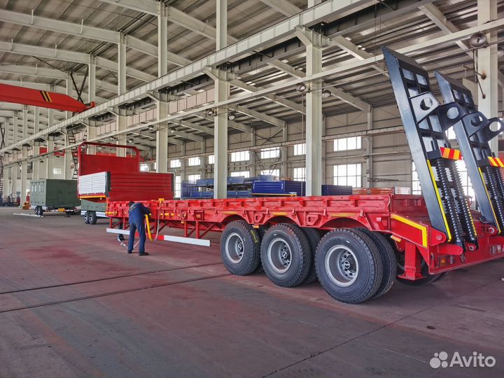 Полуприцеп трал (тяжеловоз) AMUR LYR9606TDP, 2023