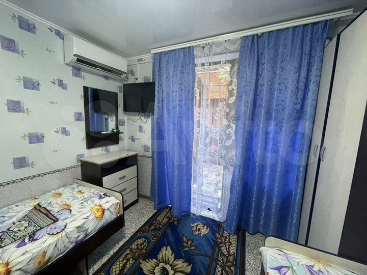 Комната 12 м² в 1-к., 1/2 эт.