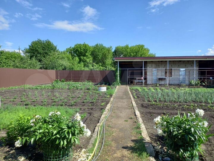 Дом 192 м² на участке 14 сот.