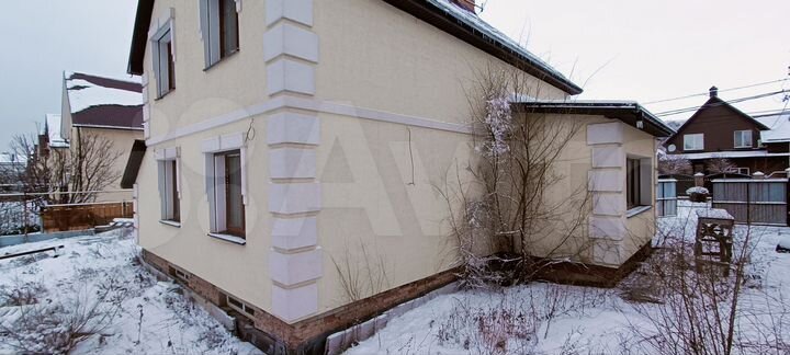 Дом 394 м² на участке 8,4 сот.