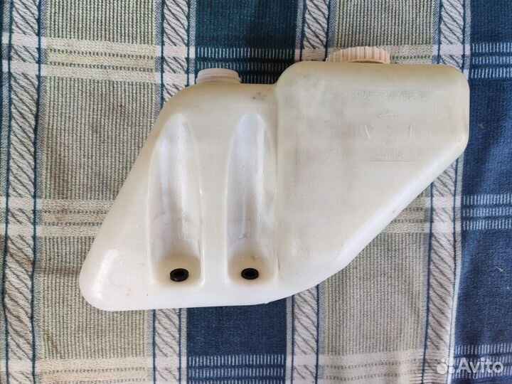 Бачок омывателя ваз 2108