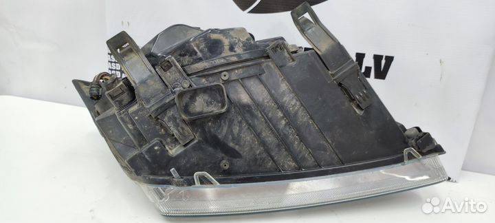 Фара левая Ford Focus 2