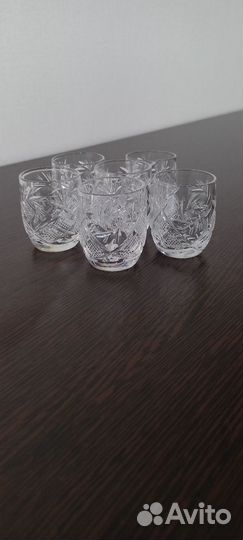 Хрустальные стаканы, стопочки