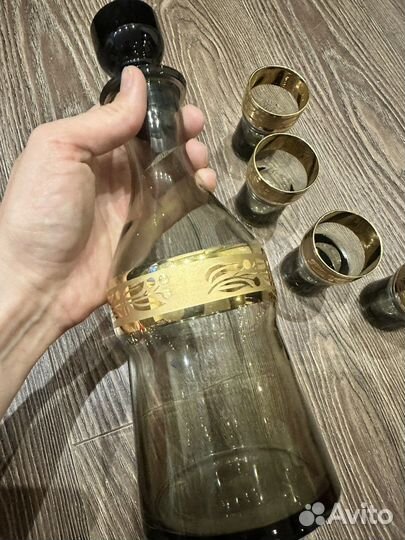 Набор стеклянных бокалов