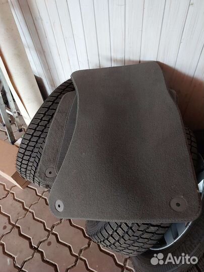 Продам коврики Ауди ку 5 рестайлинг 2012 2017г.в