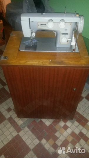 Швейная машина Подольск 142