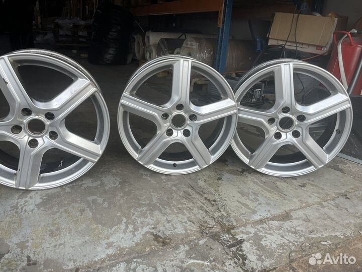 Литые диски r17 4шт