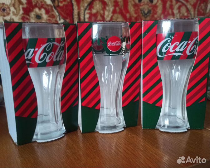 Стаканы Кока-Кола