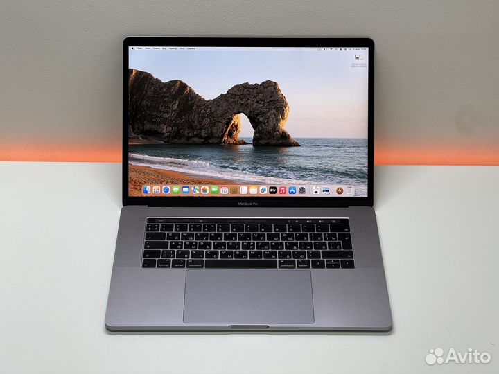 MacBook Pro 15 2019 i7/16/256/Radeon 4gb