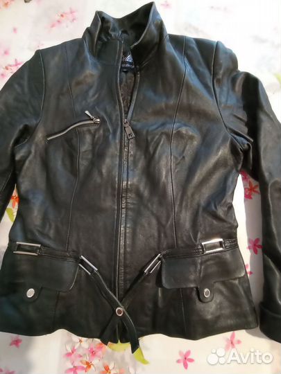 Куртки кожаные женские р44-48